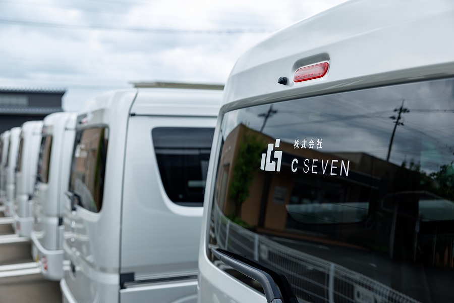 CSEVEN (9)